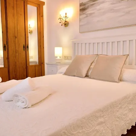 Nueva 33 En El Centro De * Nerja