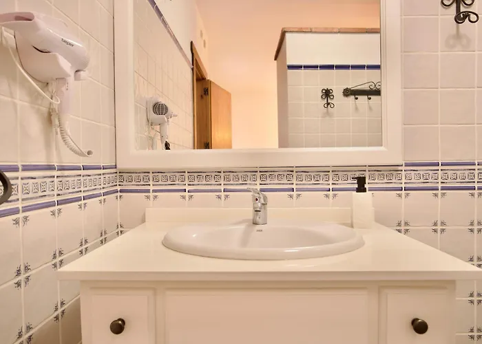 Nueva 33 En El Centro De Apartament Nerja