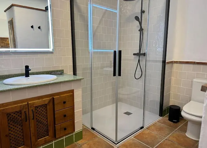 Nueva 33 En El Centro De Нерха