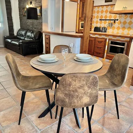 Apartament Nueva 33 En El Centro De *